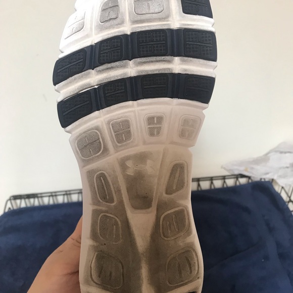 Under armor trainers - Picture 3 of 7